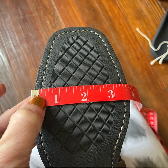 Frye brown leather harness boots distressed size 6.5 - Picture 3 of 16